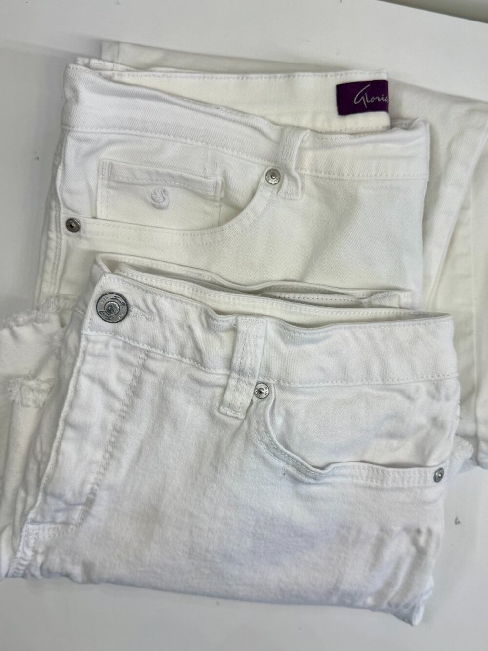 Gloria Vanderbilt White High Rise Jean Capris with bonus Jean Shorts Size 14